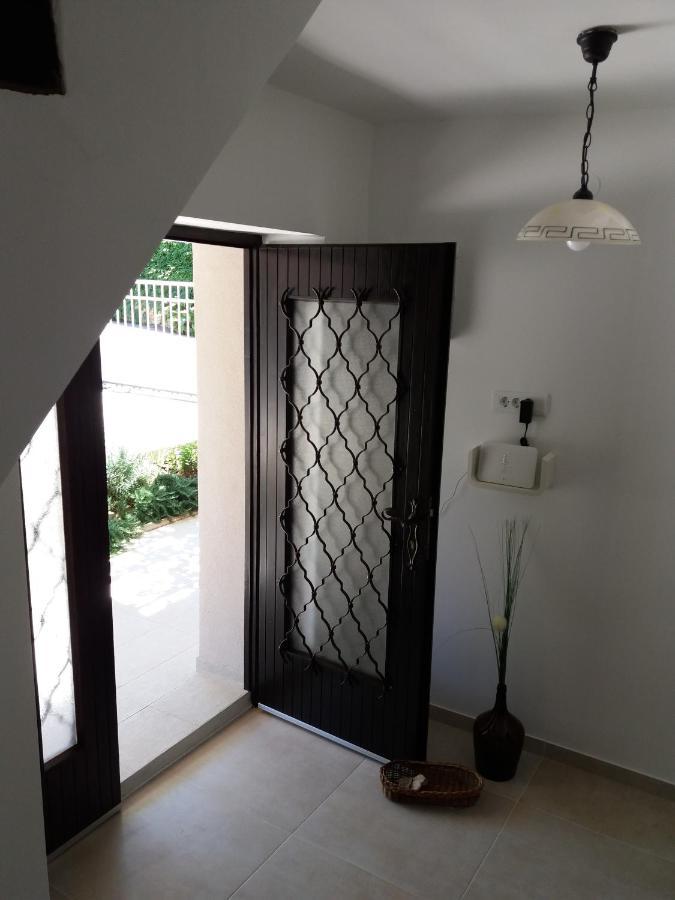 House Mergi 2 Villa Pomer Ngoại thất bức ảnh